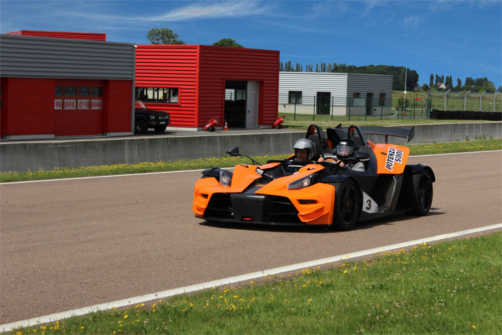 Ecole de pilotage KTM X-bow | CircuitsLFG